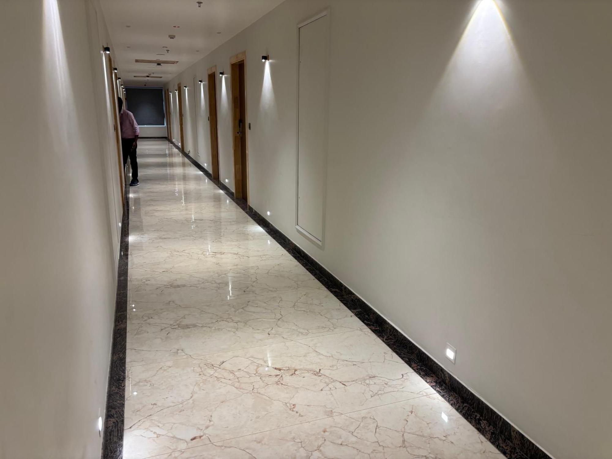 Hotel The Crown Inn Jhunjhunu Екстер'єр фото