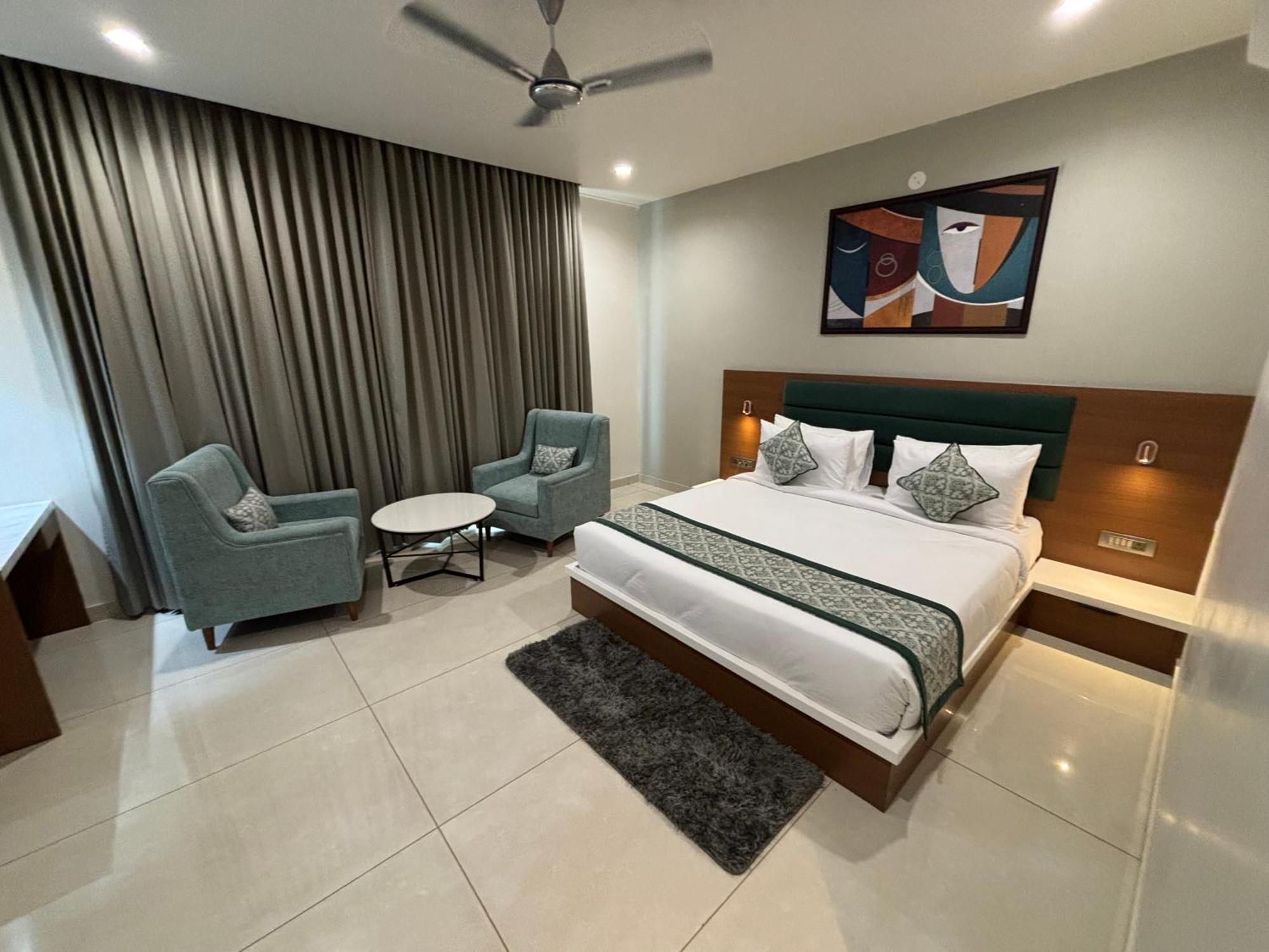 Hotel The Crown Inn Jhunjhunu Екстер'єр фото