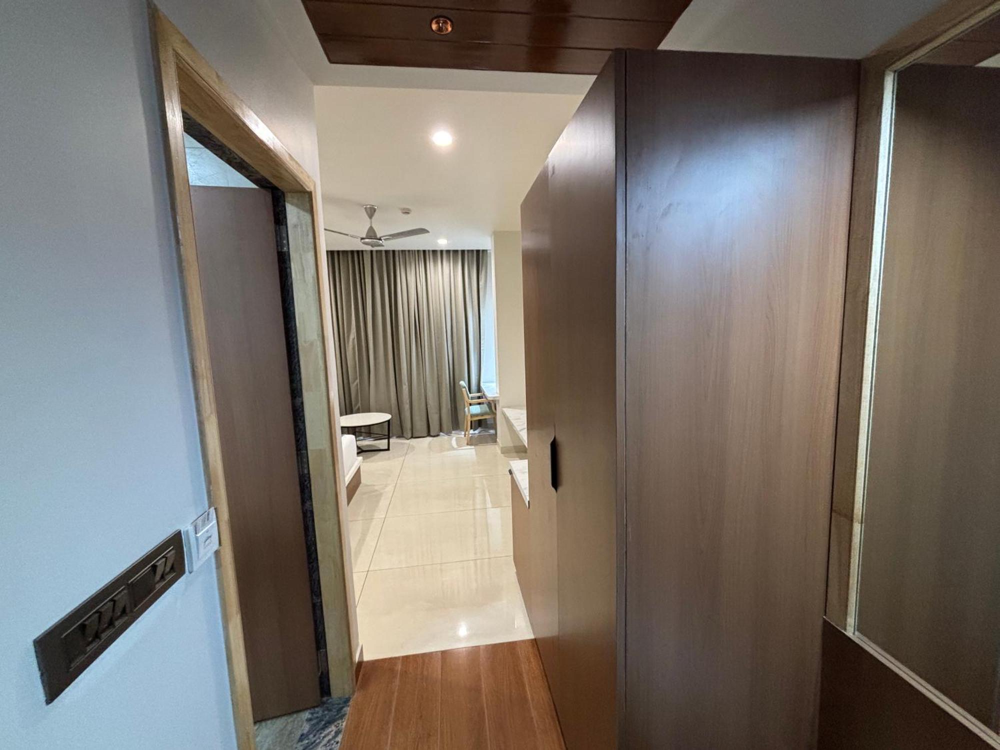 Hotel The Crown Inn Jhunjhunu Екстер'єр фото